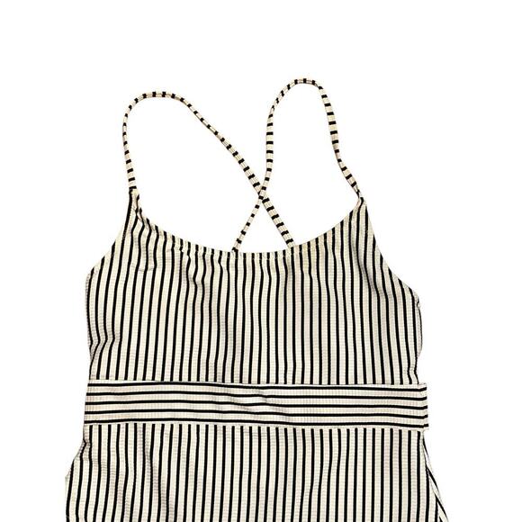 Shade & Shore Women Criss-Crossed Back Striped One Piece Swimsuit Size XL Multi - Picture 4 of 8